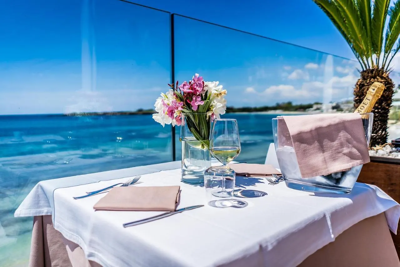 White Bay Hotel Fontane Bianche 4*,